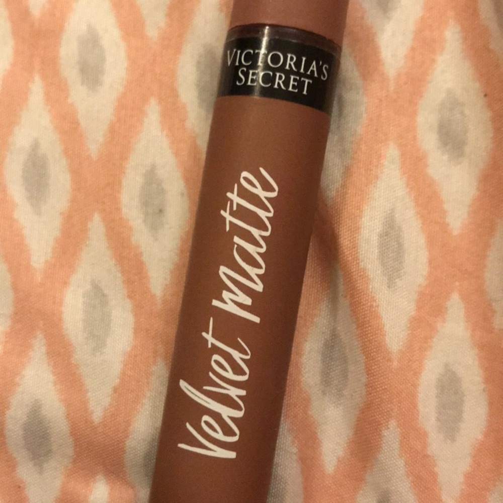 Victoria secret lip stain